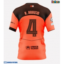Camisa de Futebol Barcelona Ronald Araujo #4 Equipamento Alternativo 2025-26 Manga Curta